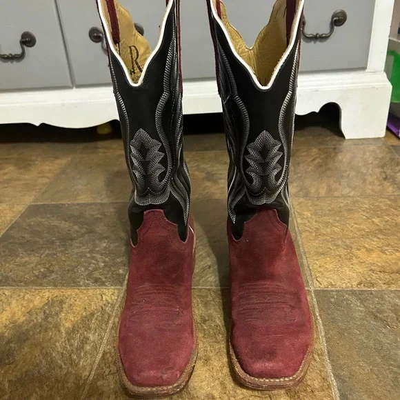 R Watson boots ❤️ - Picture 2 of 5